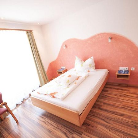 Gasthof Winkelwirt Althofen  Ngoại thất bức ảnh